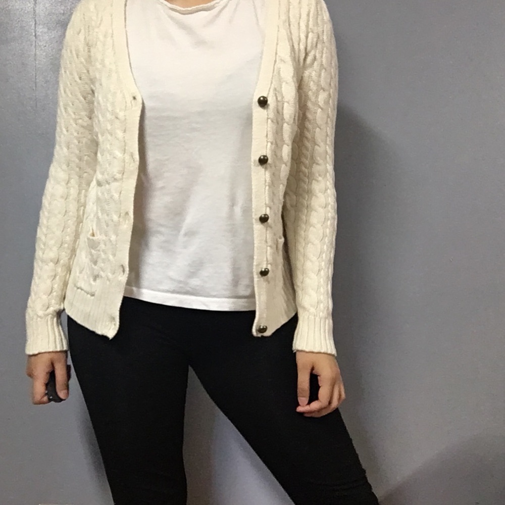 ZARA Knit Angora Ivory V-neck Cardigan Sweater sz M